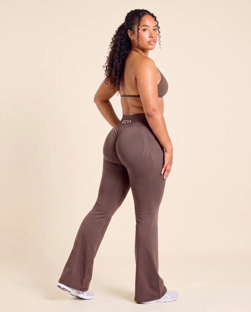 Adapt seamless flared legging
