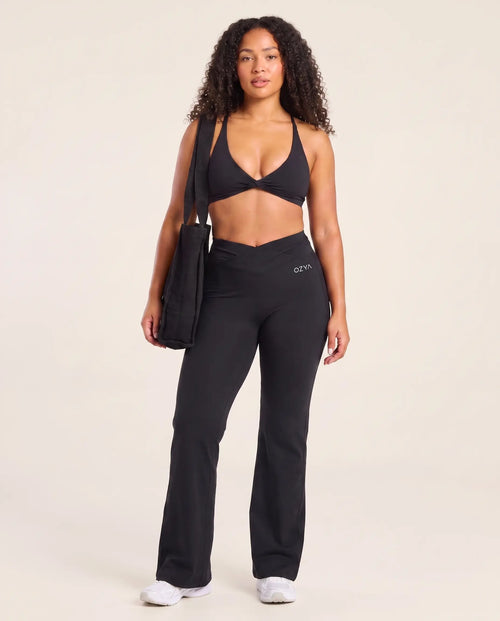 Engage straight leg legging
