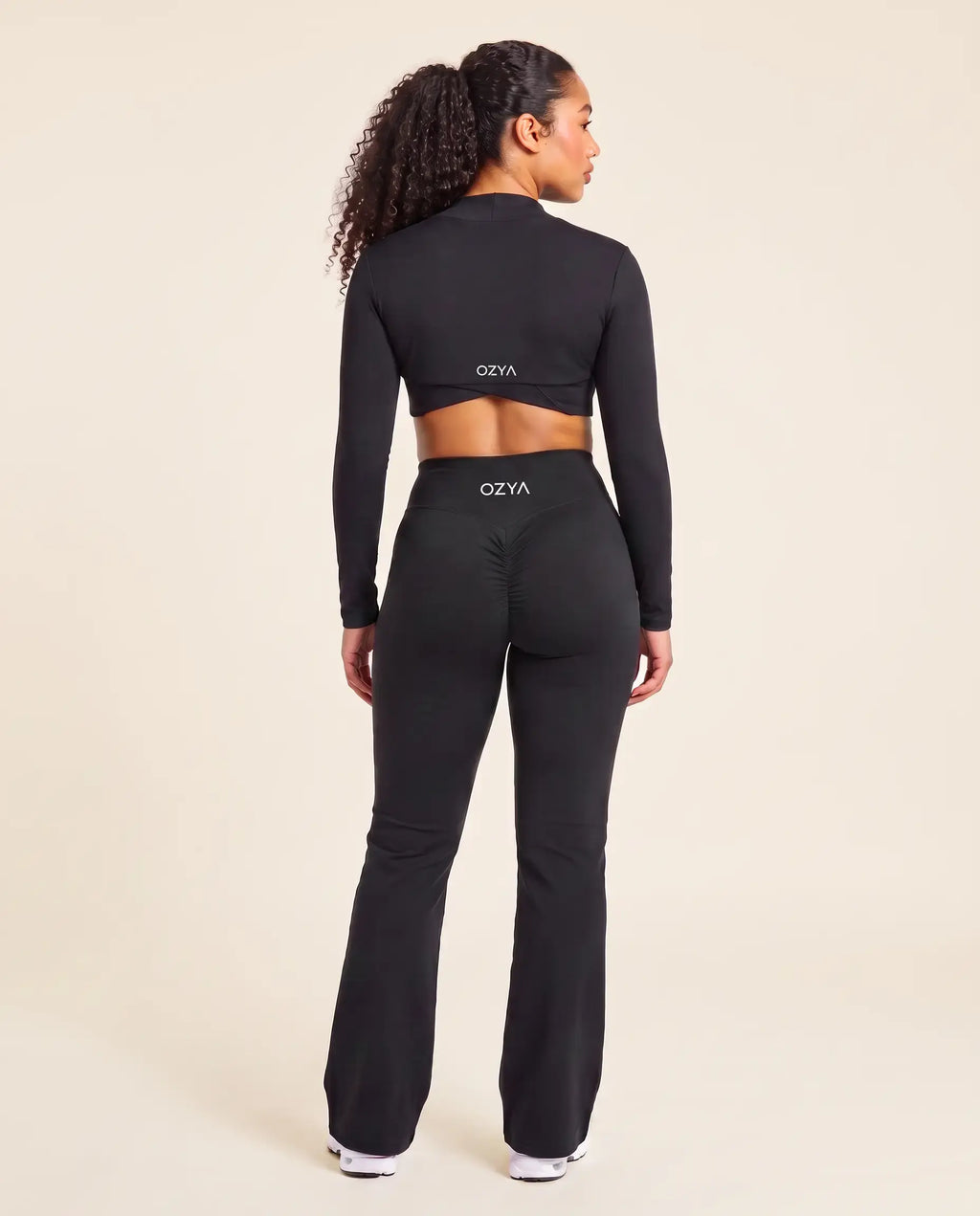 Engage straight leg legging