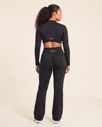 Engage straight leg legging