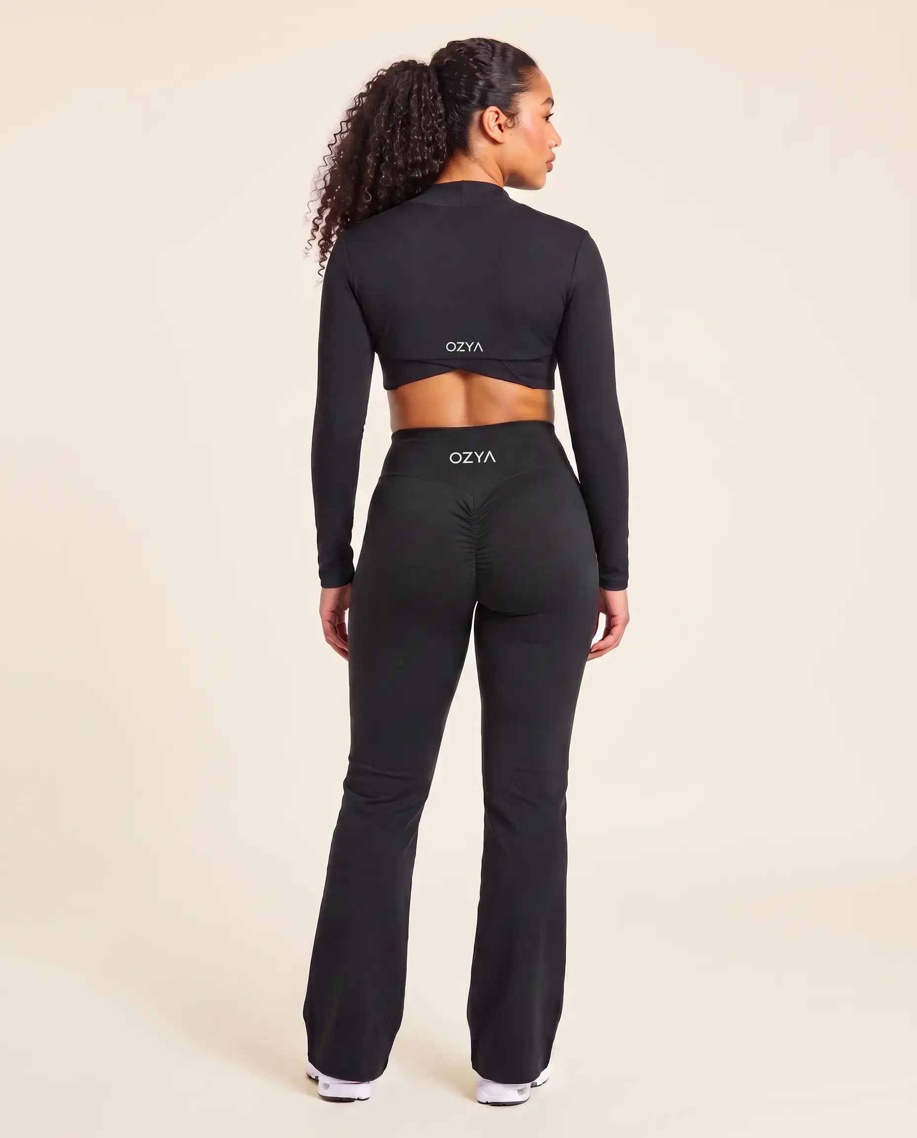 Engage straight leg legging